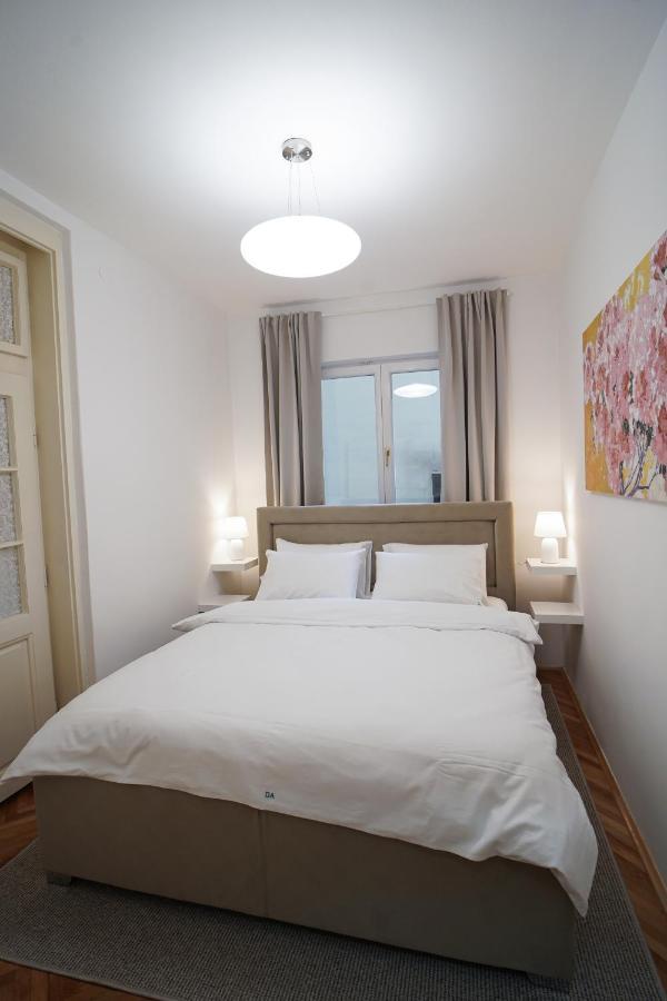 Quiet Luxury Family Apt Belgrade Fortress Center Belgrado Exterior foto